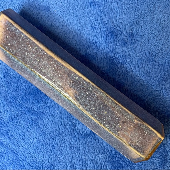 Handmade pottery Vase. - Picture 4 of 5